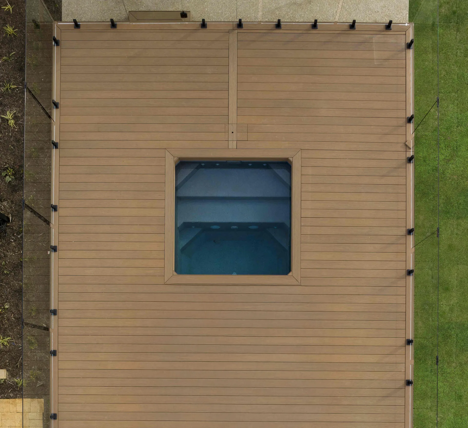 quad overhead - block (1)